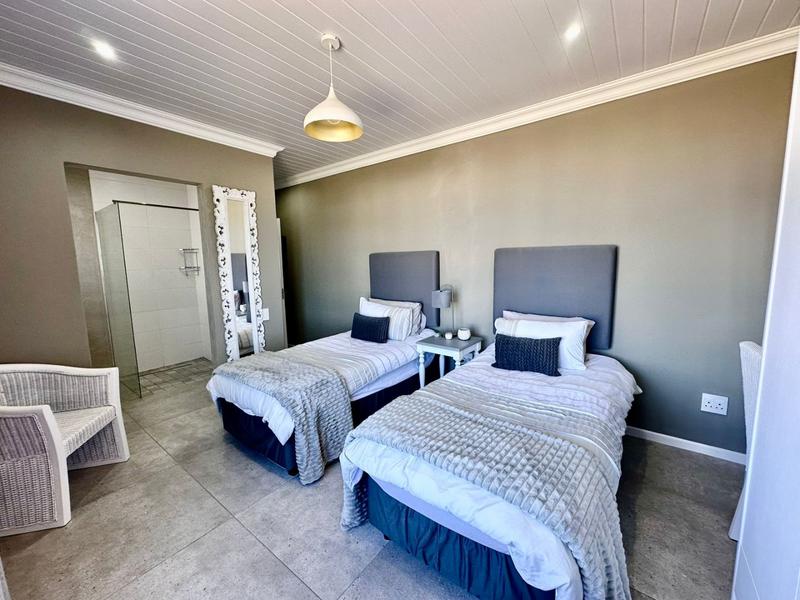 To Let 4 Bedroom Property for Rent in Pinnacle Point Golf Estate Western Cape